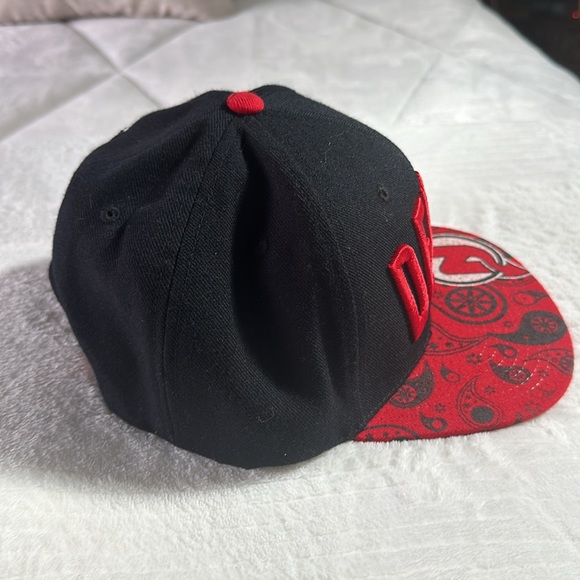 Authentic Zephyr Cap New Jersey Devils/ adjustable snap strap sizes - Picture 3 of 6